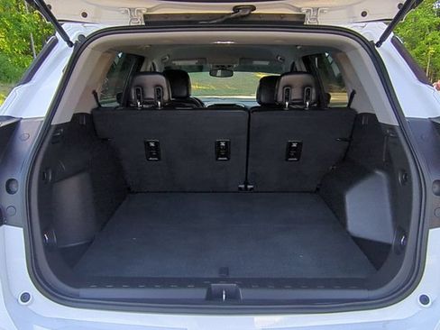 Used 2019 GMC Terrain SLT FWD image 23