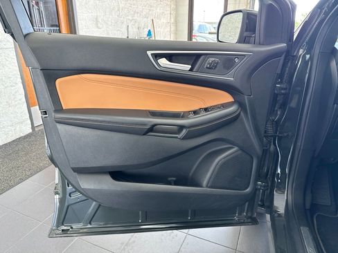 Used 2024 Ford Edge Titanium w/ Titanium Elite Package AWD/4WD image 35