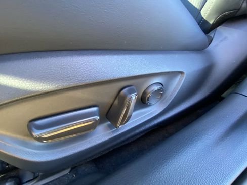 New 2026 Toyota Prius Plug-In Hybrid image 12