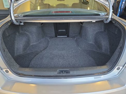 Used 2010 Honda Accord EX-L image 12