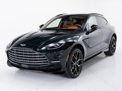 New 2026 Aston Martin DBX 707