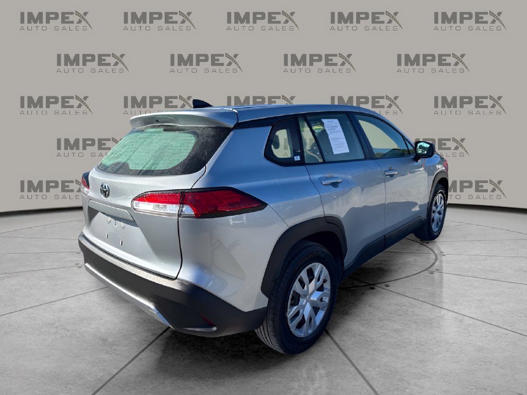 Used 2022 Toyota Corolla Cross L FWD image 5