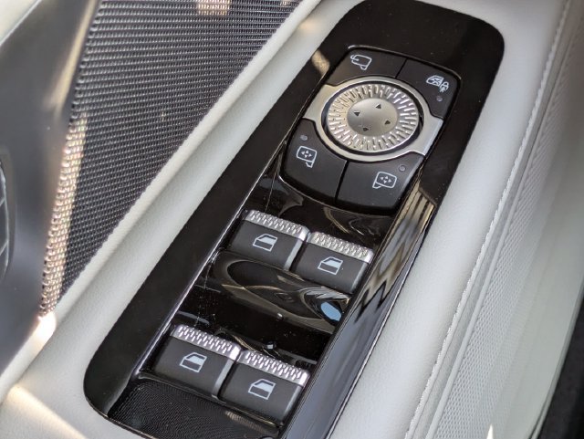 New 2026 Lincoln Nautilus Premier w/ Jet Appearance Package AWD/4WD image 24