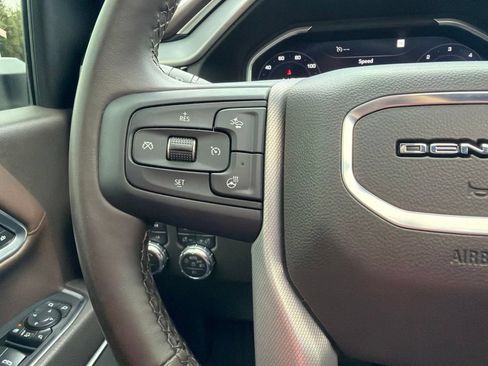 Used 2025 GMC Sierra 2500 Denali w/ Denali Reserve Package AWD/4WD image 43