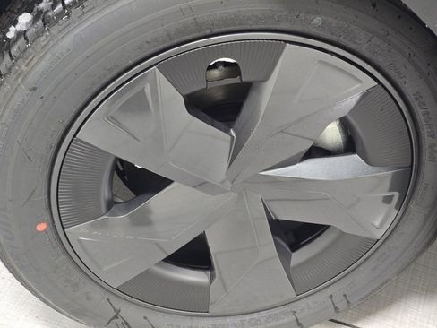 New 2026 Toyota Prius LE image 8