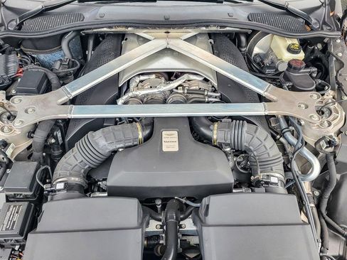 Used 2020 Aston Martin V8 Vantage Coupe image 19