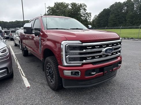 Used 2024 Ford F250 Platinum AWD/4WD image 2