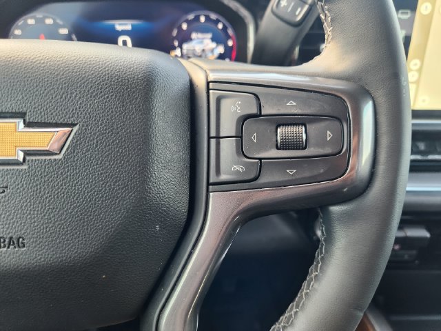 Used 2024 Chevrolet Silverado 2500 High Country w/ Technology Package AWD/4WD image 31
