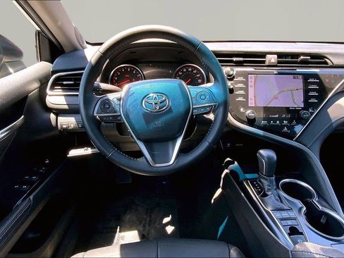 Used 2018 Toyota Camry XSE w/ Driver Assist Package FWD image 8