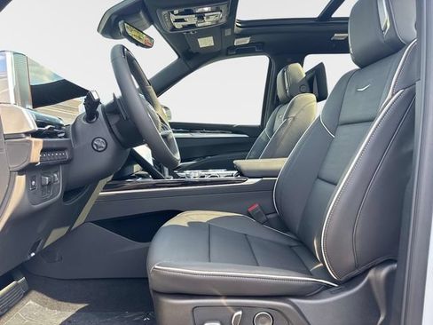 New 2026 Cadillac Escalade Sport w/ Touring Package AWD/4WD image 20