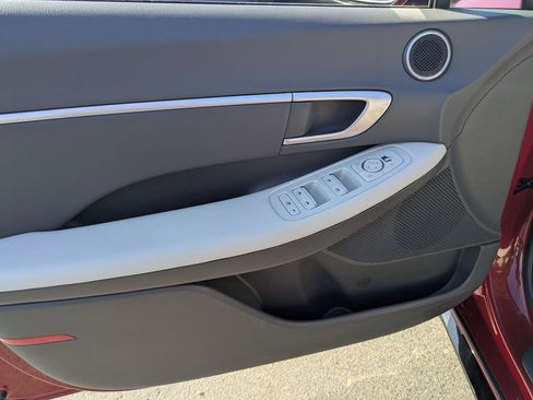 Used 2025 Hyundai Sonata SEL image 15