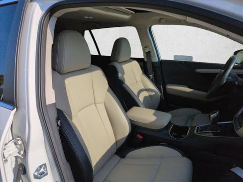 Used 2025 Subaru Outback Limited w/ Tech Package 3 AWD/4WD image 22