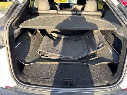 Used 2026 Tesla Model Y Long Range image 46