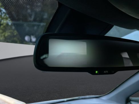 Used 2018 Toyota C-HR XLE FWD image 22