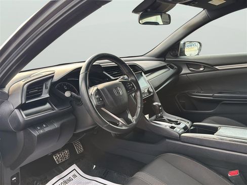 Used 2021 Honda Civic Sport image 11