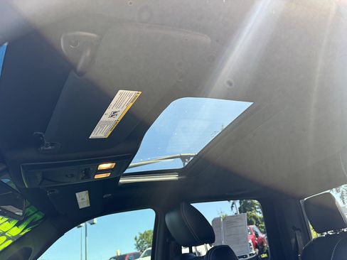 Used 2018 RAM 1500 Rebel w/ Luxury Group AWD/4WD image 32