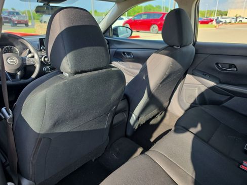 Used 2025 Nissan Sentra S FWD image 15