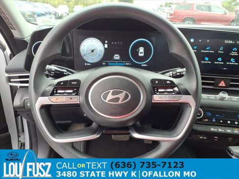 Used 2024 Hyundai Elantra SEL image 19