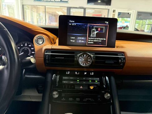 Used 2024 Lexus IS 350 F Sport RWD image 17