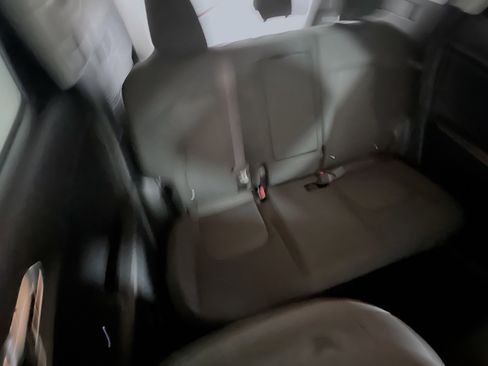 Used 2023 Kia Sportage LX image 33