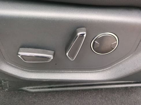 Used 2024 Ford Expedition Max Limited image 17