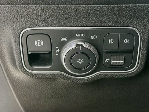 Certified 2026 Mercedes-Benz GLB 250 image 11