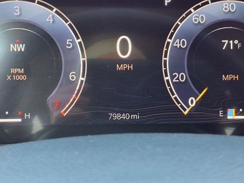 Used 2023 Jeep Grand Cherokee L Laredo image 17