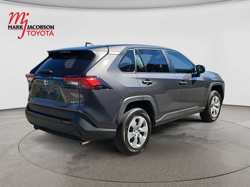 Used 2025 Toyota RAV4 LE FWD image 5