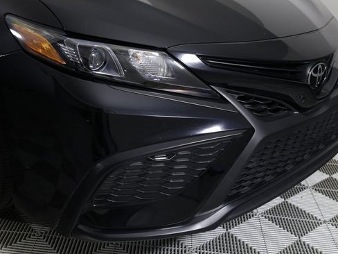 Used 2024 Toyota Camry SE image 36