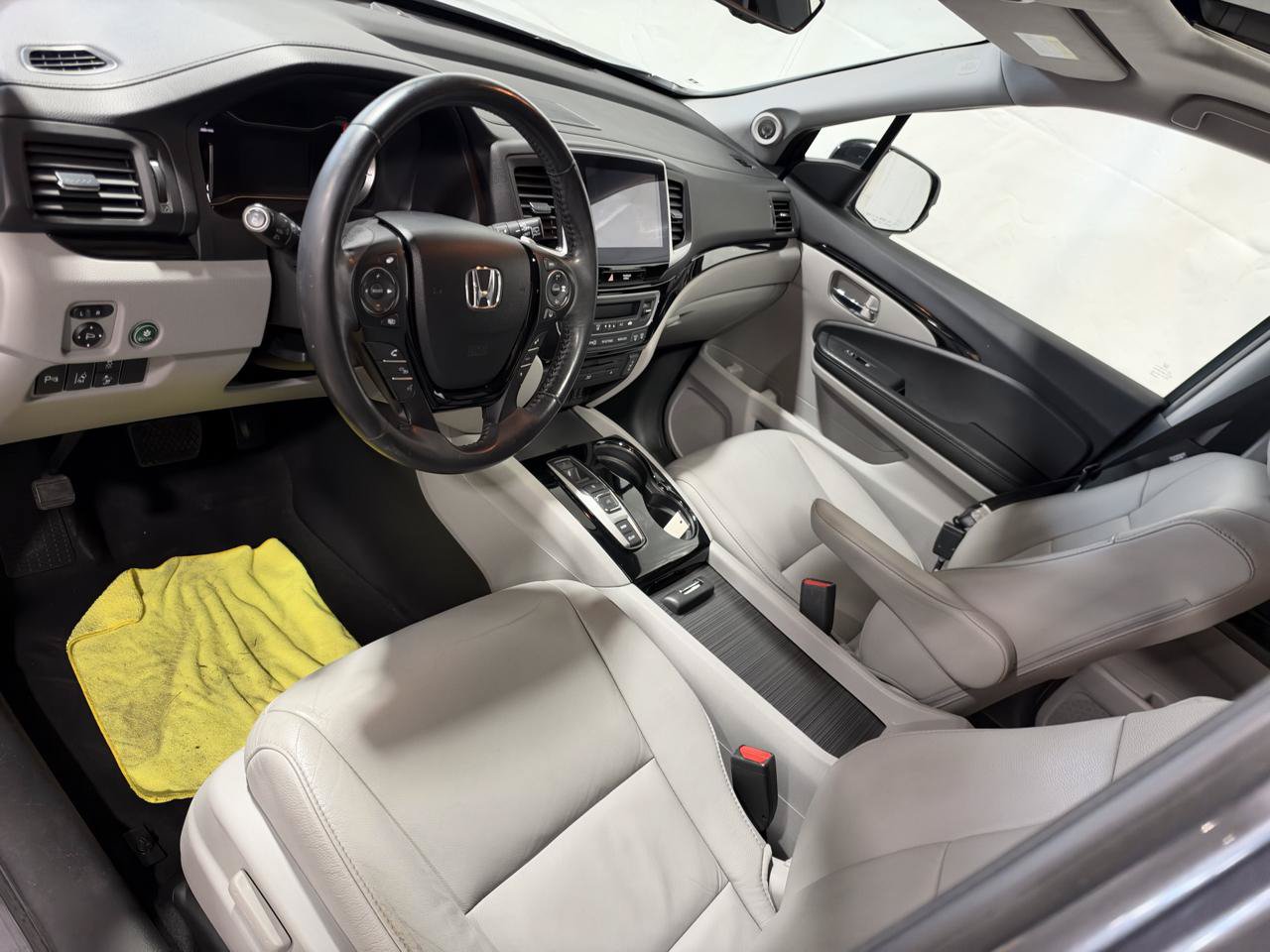 Used 2016 Honda Pilot Touring image 20