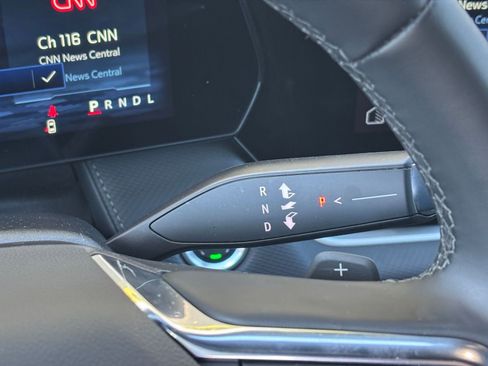 Used 2025 Chevrolet Equinox LT image 37