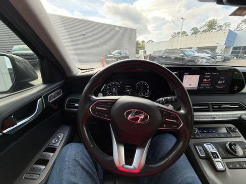 Used 2021 Hyundai Palisade Limited FWD image 16