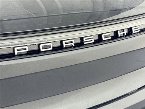 Certified 2026 Porsche Macan AWD/4WD image 21