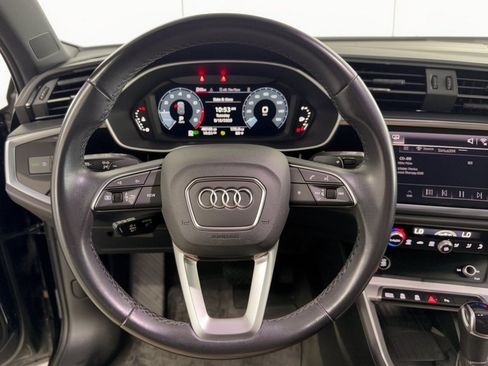 Used 2024 Audi Q3 2.0T Premium AWD/4WD image 10