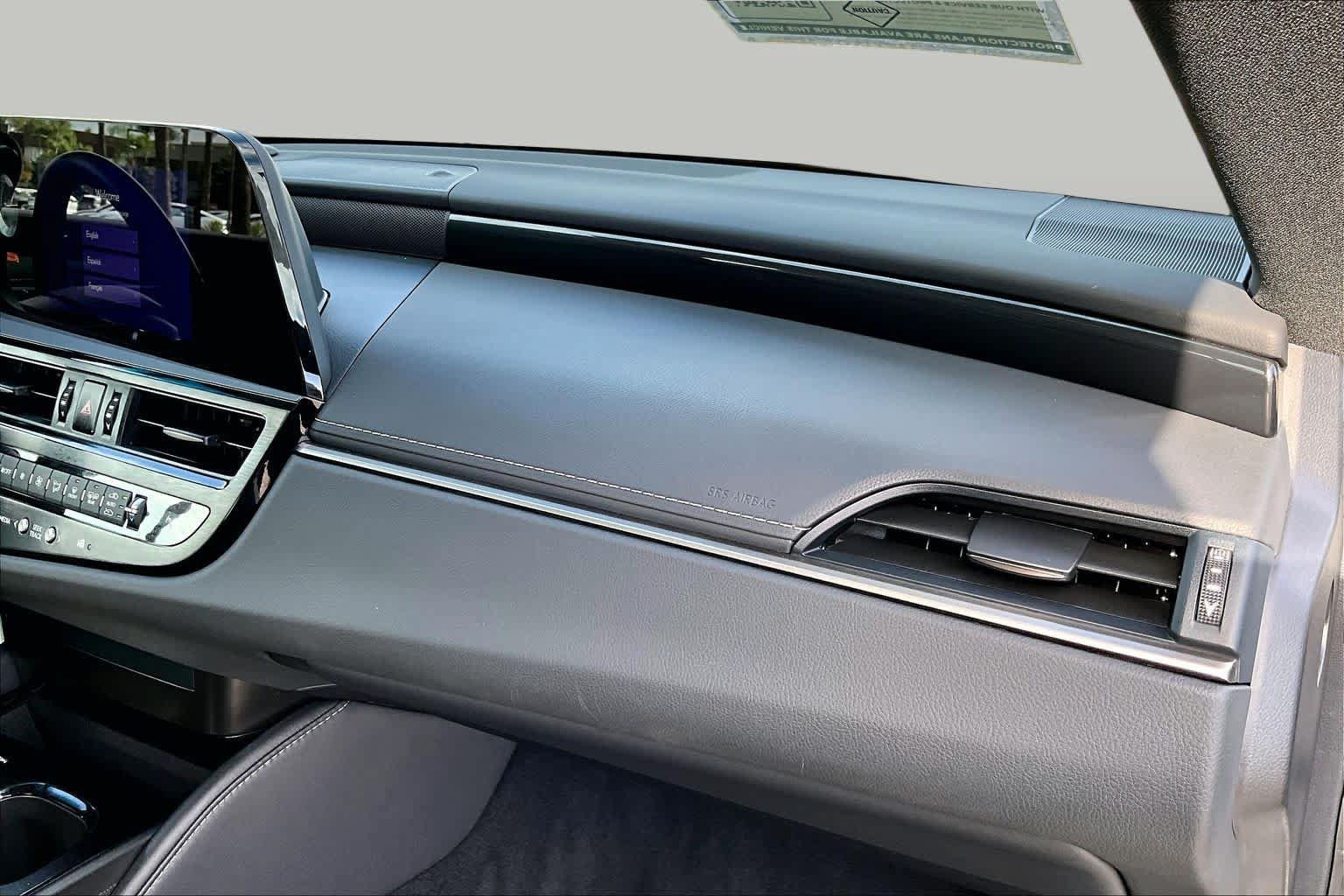 Certified 2025 Lexus ES 350 w/ Accessory Package (Z1) FWD image 17
