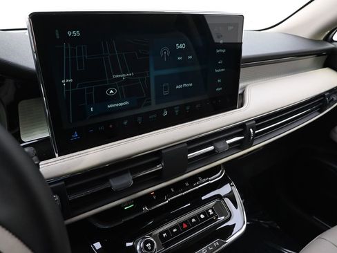 New 2026 Lincoln Corsair Premiere image 26