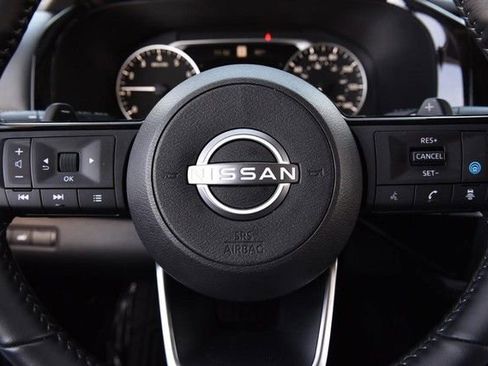 Certified 2024 Nissan Pathfinder SL image 22