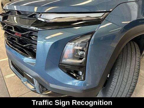 Used 2025 Chevrolet Equinox RS w/ Safety and Technology Package AWD/4WD image 18