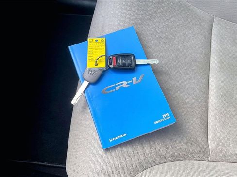 Used 2015 Honda CR-V LX image 10