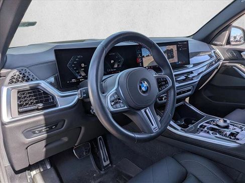 Certified 2025 BMW X5 M60i image 8