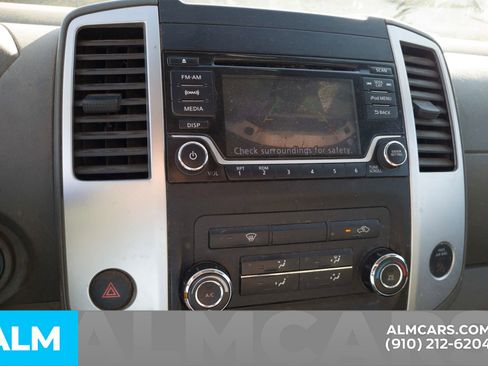 Used 2018 Nissan Frontier SV image 21