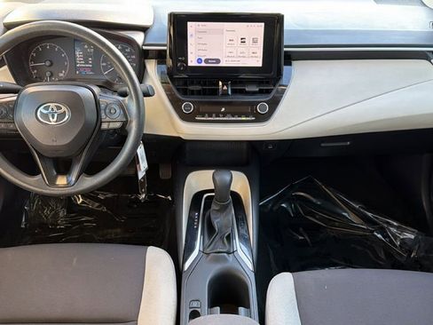 Used 2024 Toyota Corolla LE image 36