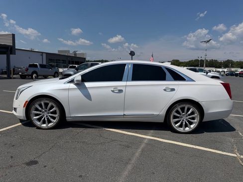 Used 2017 Cadillac XTS Luxury FWD image 7