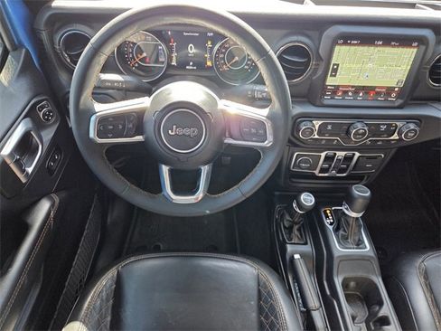 Certified 2023 Jeep Gladiator Overland image 16