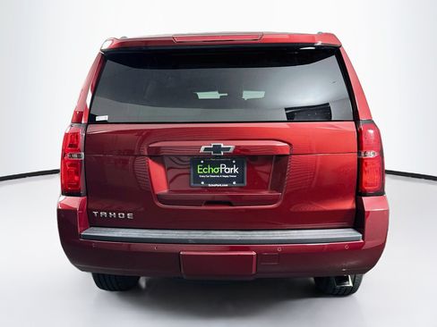 Used 2019 Chevrolet Tahoe LT w/ LT Signature Package AWD/4WD image 7