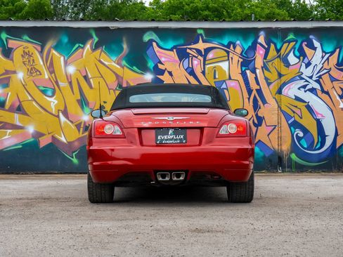 Used 2008 Chrysler Crossfire Limited RWD image 13