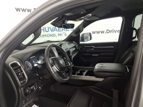 Used 2023 RAM 1500 Laramie AWD/4WD image 12