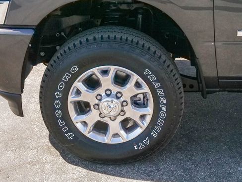 Used 2024 RAM 2500 Laramie w/ Safety Group image 5