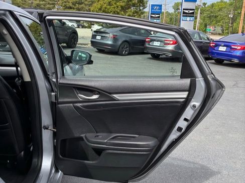 Used 2017 Honda Civic EX-L image 44