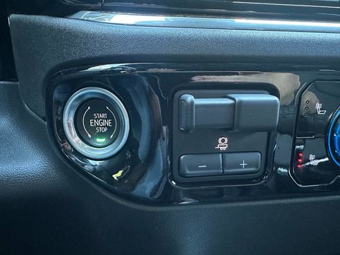 Used 2024 GMC Sierra 1500 Elevation w/ Elevation Premium Package image 43